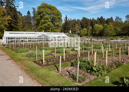 Scozia, Balmoral, Castello di Balmoral, 2019 maggio, 14: I giardini del castello di Balmoral, Royal Deeside, Scozia. Foto Stock