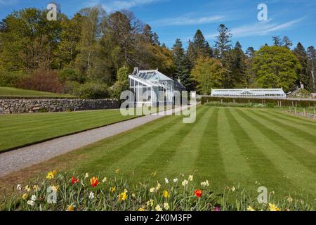 Scozia, Balmoral, Castello di Balmoral, 2019 maggio, 14: I giardini del castello di Balmoral, Royal Deeside, Scozia. Foto Stock