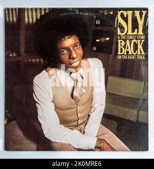 LP Cover of Back on the Right Track, il nono album in studio di Sly and the Family Stone, pubblicato nel 1979 Foto Stock