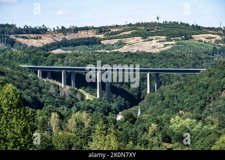 Autostrada A45, il viadotto di Rahmede, che è completamente chiuso a causa di danni massiccia alla struttura portante e viene soffiato e ricostruito, Lüdens Foto Stock