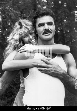 Farrah Fawcett, Burt Reynolds, on-set of the Film, 'The Cannonball Run', 20th Century-Fox, 1981 Foto Stock