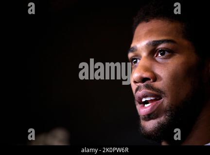 Foto del file datata 02-12-2019 di Anthony Joshua che ha accettato i termini per una proposta di lotta con il titolo di peso maggiore del mondo con Tyson Fury, il suo team di gestione hanno annunciato. Data di emissione: Martedì 13 settembre 2022. Foto Stock