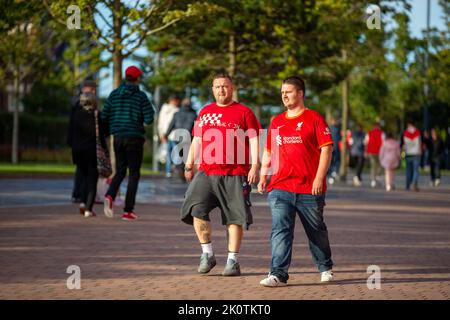 Liverpool, Regno Unito. 13th Set, 2022. Passeggiata dei fan di Liverpool fuori da Anfield durante la partita della UEFA Champions League Liverpool vs Ajax ad Anfield, Liverpool, Regno Unito, 13th settembre 2022 (Photo by Phil Bryan/News Images) a Liverpool, Regno Unito il 9/13/2022. (Foto di Phil Bryan/News Images/Sipa USA) Credit: Sipa USA/Alamy Live News Foto Stock