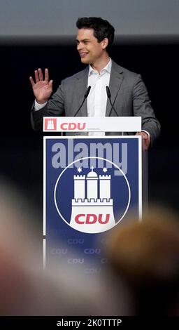 Amburgo, Germania. 13th Set, 2022. Christoph Ploß, presidente di partito della CDU di Amburgo, parla al comitato di stato della CDU di Amburgo nella sala musicale del Besenbinderhof. Credit: Marcus Brandt/dpa/Alamy Live News Foto Stock