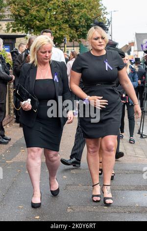 Funerale del giovane ragazzo Archie Battersbee a Southend on Sea, Essex, Regno Unito. Deceduto dopo che il sostegno alla vita si è spento a seguito di procedimenti giudiziari da parte della famiglia per estendere Foto Stock