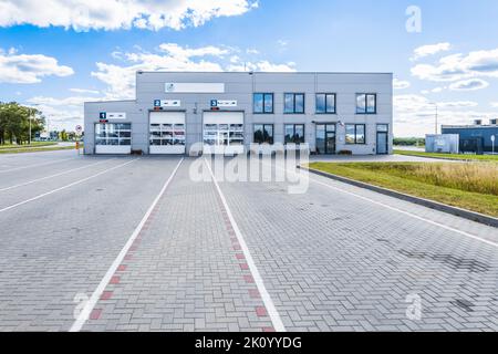 Stazione di collaudo tecnica del veicolo. Alytus, Lituania 4 settembre 2022 Foto Stock