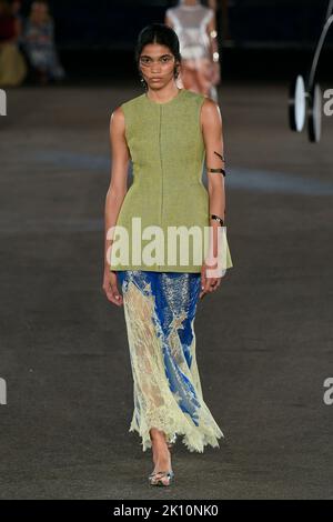 New York, Stato di Vereinigte. 14th Set, 2022. Pista Tory Burch SS23 durante la settimana della moda di New York il 2022 settembre - New York, USA. 13/09/2022 Credit: dpa/Alamy Live News Foto Stock