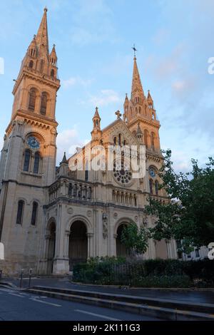 Bella chiesa di Saint-Ambroise situata nella capitale francese Parigi. E' stato costruito in stile eclettico tra il 1863 e il 1868 Foto Stock