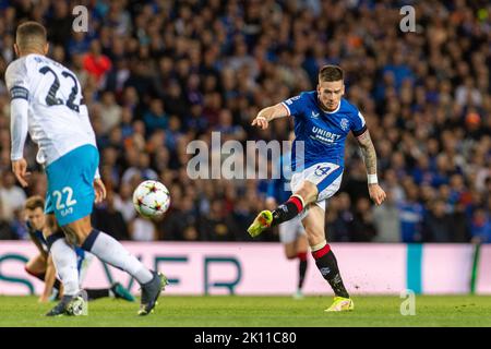 Glasgow, Regno Unito. 14th Set, 2022. Rangers' Glasgow Ryan Kent Stadium durante una partita tra Rangers e Napoli allo stadio Ibrox di Glasgow, Scozia, valida per la UEFA Champions League (Gruppo A). ((6257)/SPP) Credit: SPP Sport Press Photo. /Alamy Live News Foto Stock