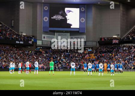 Glasgow, Regno Unito. 14th Set, 2022. Il Rangers FC ha suonato il FC Napoli allo stadio Ibrox di Rangers, Glasgow, Scozia, Regno Unito, nella "Champions League Group Stage". L'arbitro della partita era di Antonio Maten Lahoz, spagnolo. Credit: Findlay/Alamy Live News Foto Stock