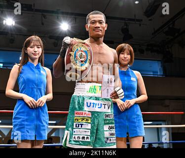 Tokyo, Giappone. 13th Set, 2022. Il campione giapponese Andy Hiraoka ha vinto il torneo di boxe super leggero WBO Asia Pacific alla Korakuen Hall di Tokyo, Giappone, 13 settembre 2022. Credit: Hiroaki Finito Yamaguchi/AFLO/Alamy Live News Foto Stock