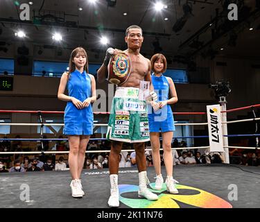 Tokyo, Giappone. 13th Set, 2022. Il campione giapponese Andy Hiraoka ha vinto il torneo di boxe super leggero WBO Asia Pacific alla Korakuen Hall di Tokyo, Giappone, 13 settembre 2022. Credit: Hiroaki Finito Yamaguchi/AFLO/Alamy Live News Foto Stock