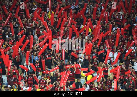 Rio de Janeiro, Brasile. 14th Set, 2022. Tifosi Flamengo, pochi istanti prima della partita tra Flamengo e Sao Paulo, per la semifinale della Copa do Brasil 2022, presso lo Stadio Maracana questo Mercoledì 14. 30761 (Daniel Castelo Branco/SPP) Credit: SPP Sport Press Photo. /Alamy Live News Foto Stock