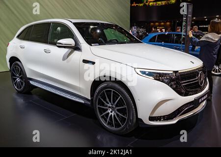 Mercedes Benz EQC 400 4MATIC auto elettrica presentata al Salone di Parigi. Parigi, Francia - 3 ottobre 2018. Foto Stock