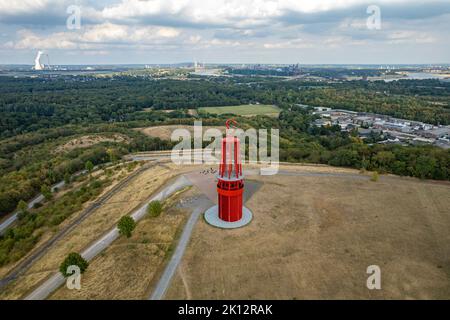Grubenlampe Das Geleucht auf der Halde Rheinpreußen in Moers aus der Luft gesehen, Nordrhein-Westfalen, Deutschland, Europa | veduta aerea del min Foto Stock