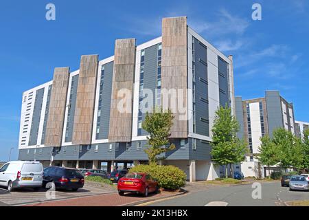 I piani appartamenti dotati di rivestimenti HPL, passeggiata , Runcorn città vecchia, Halton, Cheshire, INGHILTERRA, REGNO UNITO, WA7 1GG Foto Stock