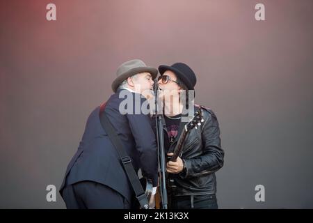 La band britannica The Libertines si esibisce al Tempelhof Sounds Festival di Berlino, in Germania Foto Stock