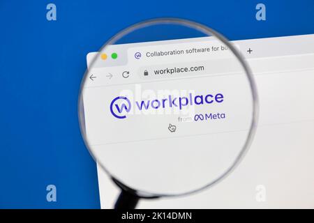 Ostersund, Svezia - 20 giugno 2022: Workplace dal sito web Meta. Workplace è uno strumento software collaborativo online sviluppato da Meta Platforms. Foto Stock