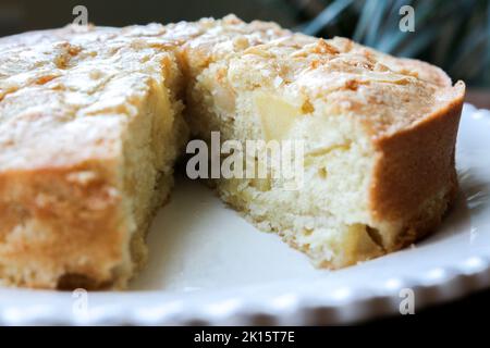 Torta di mele francese umida fatta in casa Foto Stock