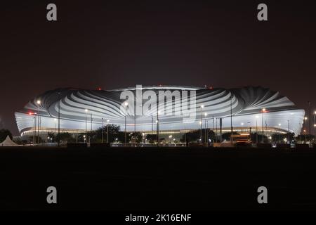 Doha, Qatar - 15 settembre 2022: Lo Stadio al Janoub si trova nella città meridionale di al Wakrah, Doha. Lo stadio al Janoub è uno degli otto stadi Foto Stock