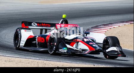 Monterey, California, Stati Uniti. 11th Set, 2022. Cale Coyne Racing con il pilota rookie HMD David Malukas che esce dalla curva 5 durante il Firestone Grand Prix del campionato di Monterey. Il pilota Indy Will Power ha vinto il campionato al circuito Weathertech Laguna Seca Monterey, CA Thurman James/CSM/Alamy Live News Foto Stock