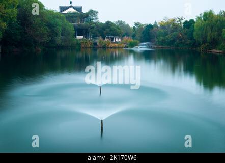 Fontana a Xixi Wetland, Hangzhou, Cina Foto Stock