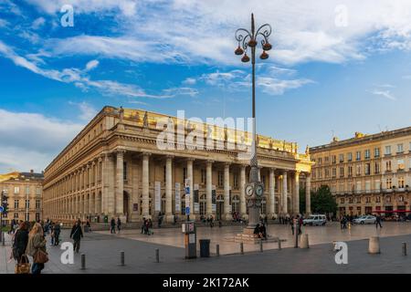 Grand Théâtre de Bordeaux nel tardo pomeriggio a Bordeaux in Nuova Aquitania, Francia Foto Stock