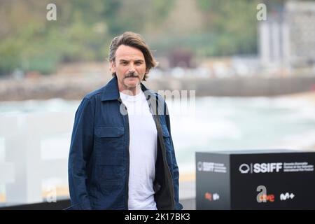 Donostia / San Sebastian. Spagna. 20220916, Fernando Tejero ha partecipato a 'Prison 77' Photocall durante 70th San Sebastian International Film Festival al Kursaal Palace il 16 settembre 2022 a Donostia / San Sebastian, Spagna Credit: MPG/Alamy Live News Foto Stock