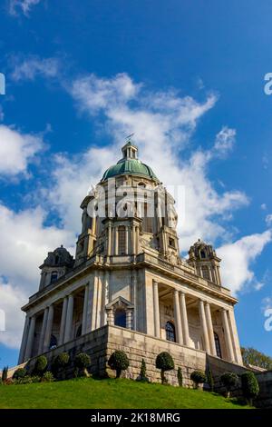 Ashton Memorial a Williamson Park Lancaster Lancashire Inghilterra Regno Unito costruito da Lord Ashton, progettato da John Belcher in stile barocco edoardiano nel 1909. Foto Stock