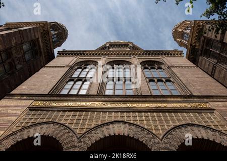 La Sinagoga Nuova. Costruito come il principale luogo di culto per la comunità ebraica di Berlino. Progettato da Eduard Knoblauch e seguito da Friedrich August Stü Foto Stock