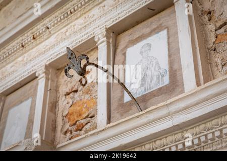 Rovine del monastero di Agia Ekaterini sull'isola di Corfù, Grecia Foto Stock