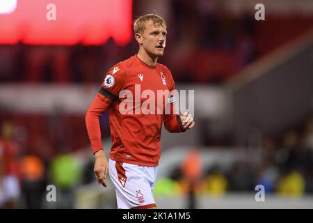 Joe Worrall della Foresta di Nottingham durante la partita della Premier League tra la Foresta di Nottingham e Fulham al City Ground di Nottingham venerdì 16th settembre 2022. Credit: MI News & Sport /Alamy Live News Foto Stock