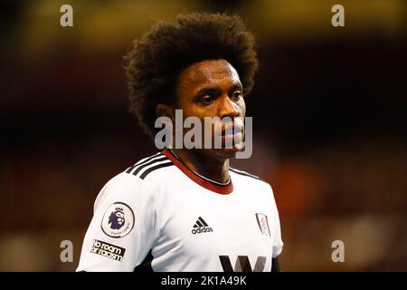 Nottingham, Regno Unito. 16th Set, 2022. 16th settembre 2022; il City Ground, Nottingham, Nottinghamshire, Inghilterra; Premier League Football, Nottingham Forest contro Fulham; Willian di Fulham Credit: Action Plus Sports Images/Alamy Live News Foto Stock