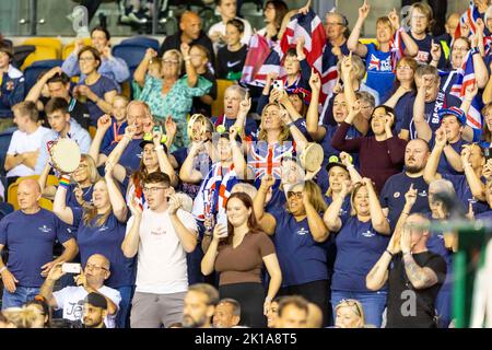 Glasgow, Regno Unito. 16th Set, 2022. GLASGOW, SCOZIA - 16 SETTEMBRE: Tifosi e sostenitori della Gran Bretagna durante la Coppa Davis di Rakuten Group Stage 2022 Glasgow match tra Gran Bretagna e Paesi Bassi all'Emirates Arena il 16 settembre 2022 a Glasgow, Scozia. Credit: BSR Agency/Alamy Live News Foto Stock