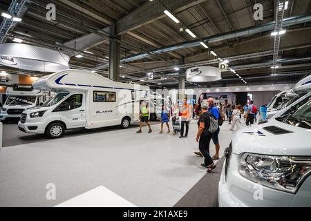 Parma, Italia. 16th Set, 2022. Stand MCLOUIS durante il Salone del Camper 2022, Reportage a Parma, Settembre 16 2022 Credit: Independent Photo Agency/Alamy Live News Foto Stock