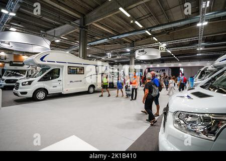 Fiere di Parma, Parma, Italia, 16 settembre 2022, Stand MCLOUIS durante il Salone del Camper 2022 - Reportage Foto Stock