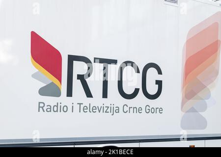 Podgorica, Montenegro - 4 giugno 2022: Logo della radio e della televisione del Montenegro. Foto Stock