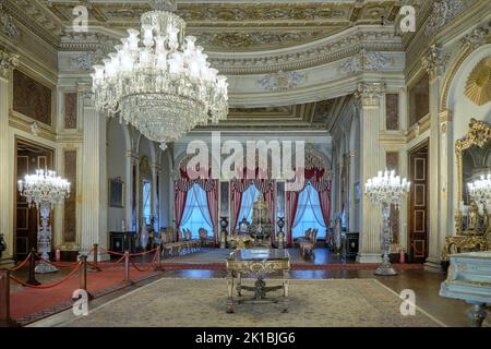 Dolmabahce sarayi museo Ottomano sultani palazzo a Istanbul Turchia il 14 settembre 2022 Foto Stock