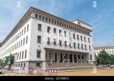 Sofia, Bulgaria - 6 giugno 2022: La costruzione della Banca Nazionale di Bulgaria. Sede centrale della Banca nazionale bulgara (BNB) a Sofia. Foto Stock