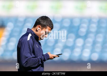 Londra, Regno Unito. 17th Set, 2022. Ian Poveda #26 di Blackpool in campo prima della partita del Campionato Sky Bet Millwall vs Blackpool al Den, Londra, Regno Unito, 17th settembre 2022 (Foto di Arron Gent/News Images) a Londra, Regno Unito il 9/17/2022. (Foto di Arron Gent/News Images/Sipa USA) Credit: Sipa USA/Alamy Live News Foto Stock