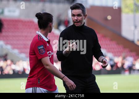 Leigh, Regno Unito. 17th Set, 2022. Leigh, Inghilterra, 17th 2022 settembre: Marc Skinner (Manchester United Manager) dopo il gioco di Barclays fa Womens Super League tra Manchester United e Reading al Leigh Sports Village di Leigh, Inghilterra (Natalie Mincher/SPP) Credit: SPP Sport Press Photo. /Alamy Live News Foto Stock