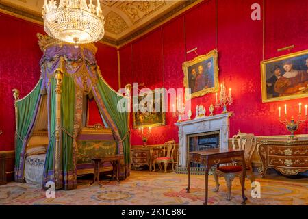 Camera da letto della Regina nel Castello di Windsor all'interno di Londra Inghilterra, Gran Bretagna Foto Stock