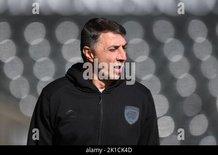 Shota Arveladze Manager di Hull City arriva allo stadio Swansea.com durante la partita del campionato Sky Bet Swansea City vs Hull City al Swansea.com Stadium, Swansea, Regno Unito, 17th settembre 2022 (Foto di Mike Jones/News Images) Foto Stock