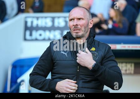 Londra, Regno Unito. 17th Set, 2022. Michael Appleton manager di Blackpool durante la partita del campionato Sky Bet Millwall vs Blackpool al Den, Londra, Regno Unito, 17th settembre 2022 (Foto di Arron Gent/News Images) a Londra, Regno Unito il 9/17/2022. (Foto di Arron Gent/News Images/Sipa USA) Credit: Sipa USA/Alamy Live News Foto Stock