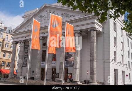 Aachen settembre 2022: Il Teatro Aachen è un'istituzione culturale per teatro di teatro drammatico e musicale aperto nel 1825 nella città di Aachen Foto Stock