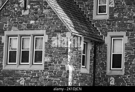 Bianco e nero, edificio, Cascate del Giardino del tempo Banff Alberta Foto Stock