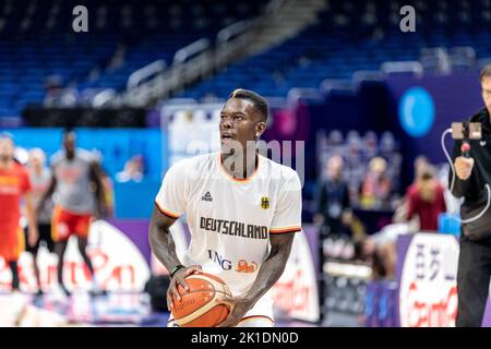 Berlino, Germania. 16th Set, 2022. Dennis Schroder di Germania gioca contro la Spagna durante la semifinale della FIBA Eurobasket 2022 tra Spagna e Germania all'arena Mercedes Benz. Punteggio finale; Spagna 96:91 Germania. (Foto di Nicholas Muller/SOPA Images/Sipa USA) Credit: Sipa USA/Alamy Live News Foto Stock