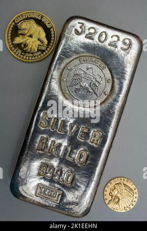 Oro e argento Bullion - metalli preziosi Foto Stock