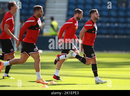 Preston, Inghilterra, 17th settembre 2022. George Baldock di Sheffield Utd è alla guida del warm up durante la partita del campionato Sky Bet a Deepdale, Preston. L'immagine di credito dovrebbe essere: Simon Bellis / Sportimage Foto Stock