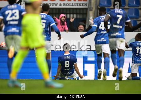 Bryan Heynen di Genk festeggia dopo aver segnato durante una partita di calcio tra KRC Genk e KAA Gent, domenica 18 settembre 2022 a Genk, il 9° giorno della prima divisione del campionato belga della 'Jupiler Pro League' 2022-2023. FOTO DI BELGA JOHAN EYCKENS Foto Stock